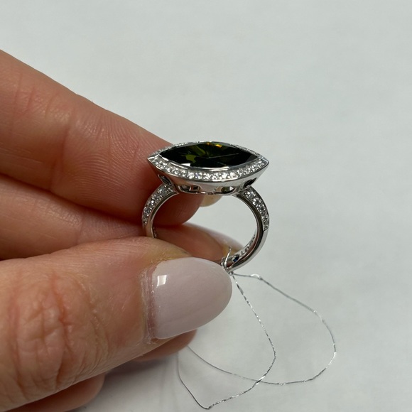Suzy Levian Sterling Silver Green Maquise CZ & White CZ Ring NWT Size #5 - Picture 5 of 7